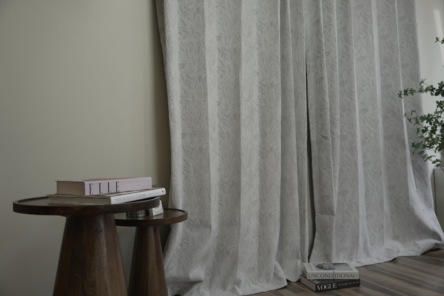 Boho Chic Blackout Curtains - Light Gray Floral Print for Living Room & Bedroom